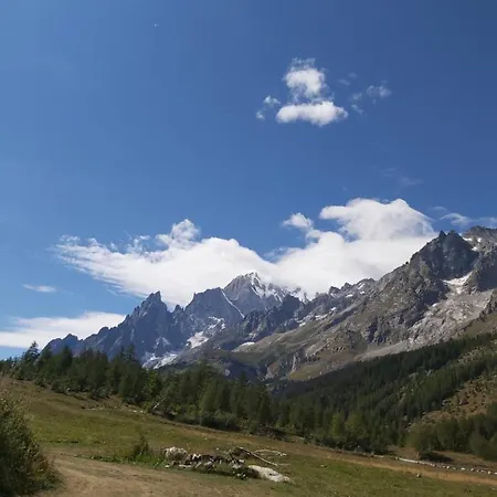 Alpesi faház Chalet Val Ferret Mont Blanc Exclusive Courmayeur